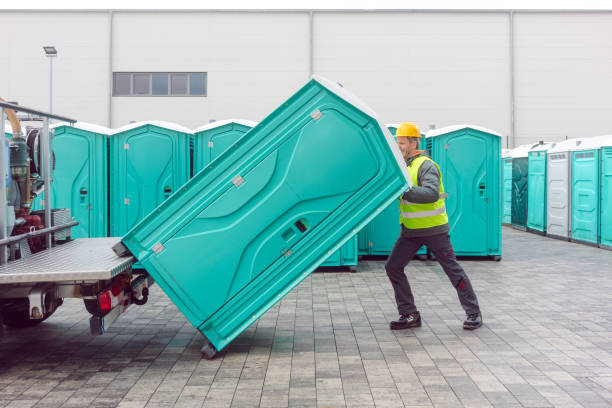 Porta potty delivery and setup in Garden City Park, NY