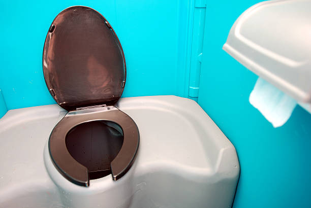 Best Portable restroom trailer rental  in Garden City Park, NY